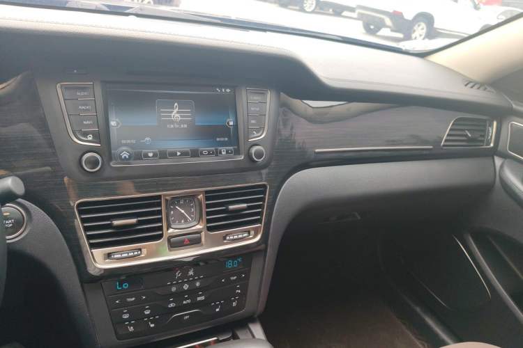 Used Hongqi H7  Audio And AC Panel