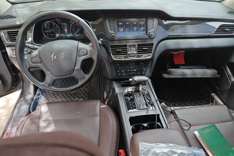 Used Hongqi H7 2018 2.0T Flagship Edition Center Console