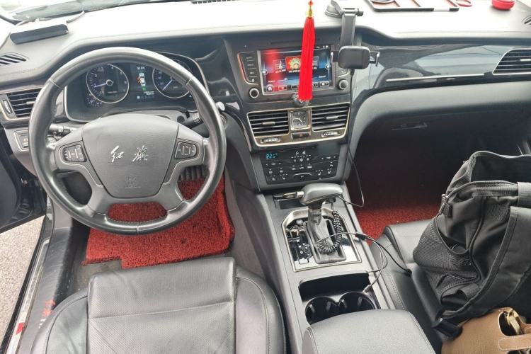 Used Hongqi H7 2018 2.0T 60th Anniversary Edition Center Console