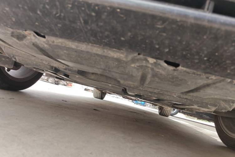 Used Hongqi H7 2018 2.0T Flagship Edition Chassis Front