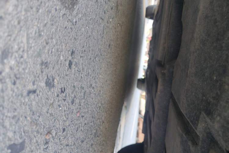 Used Hongqi H7  Chassis Front