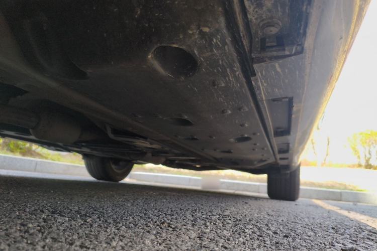 Used Hongqi H7 2018 2.0T Elite Edition Chassis Front Left