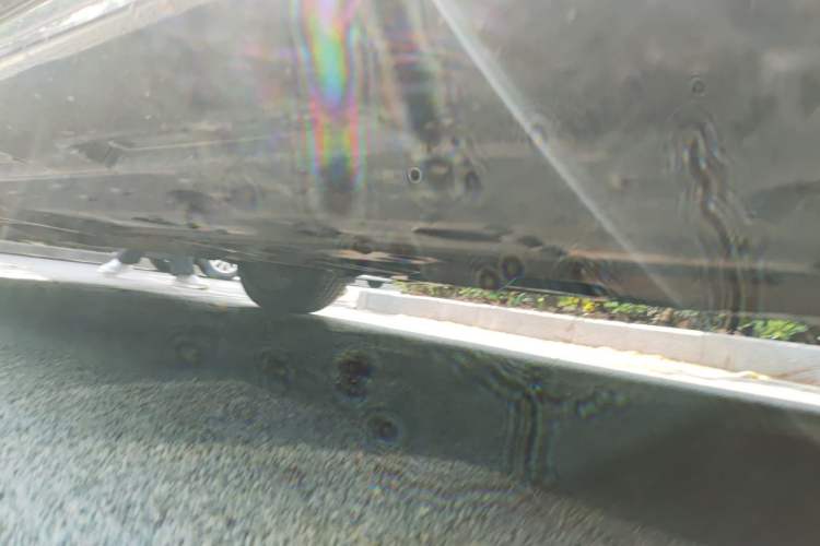 Used Hongqi H7  Chassis Front Right