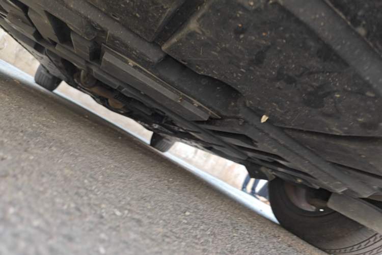 Used Hongqi H7  Chassis Front