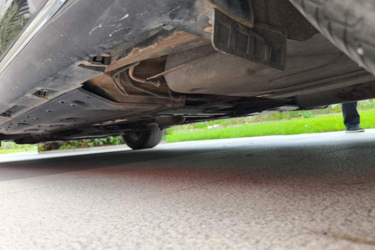 Used Hongqi H7 2018 2.0T Flagship Edition Chassis Rear Left