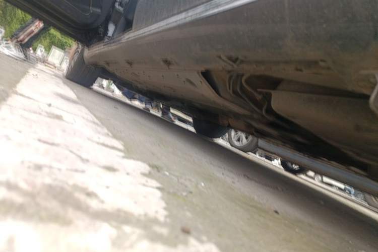 Used Hongqi H7 2018 2.0T Elite Edition Chassis Rear Left