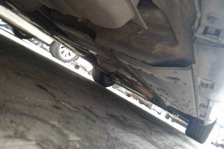Used Hongqi H7 2018 2.0T Elite Edition Chassis Rear Right