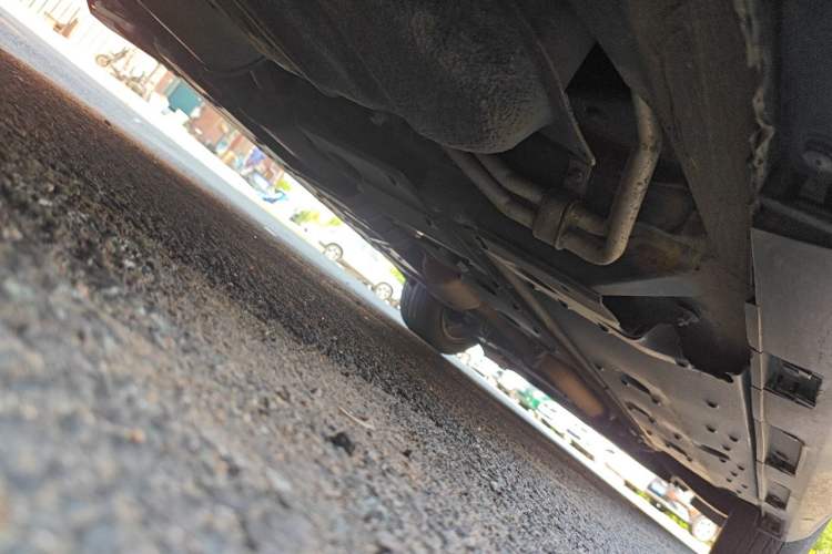 Used Hongqi H7  Chassis Rear Right