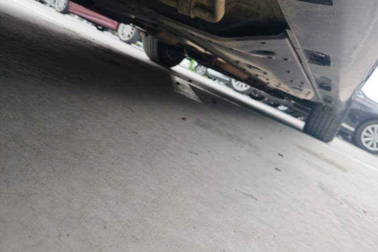 Used Hongqi H7  Chassis Rear Right