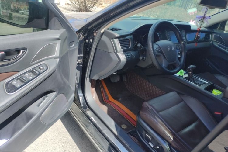 Used Hongqi H7 2018 2.0T Elite Edition Driver Seat