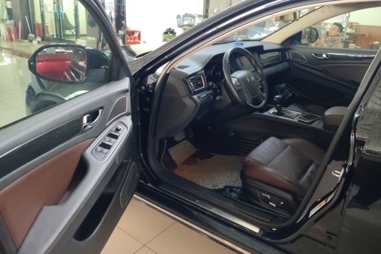 Used Hongqi H7 2018 2.0T Elite Edition Driver Seat