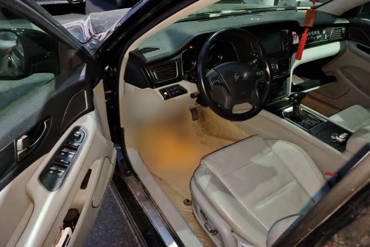 Used Hongqi H7 2018 2.0T Elite Edition Driver Seat
