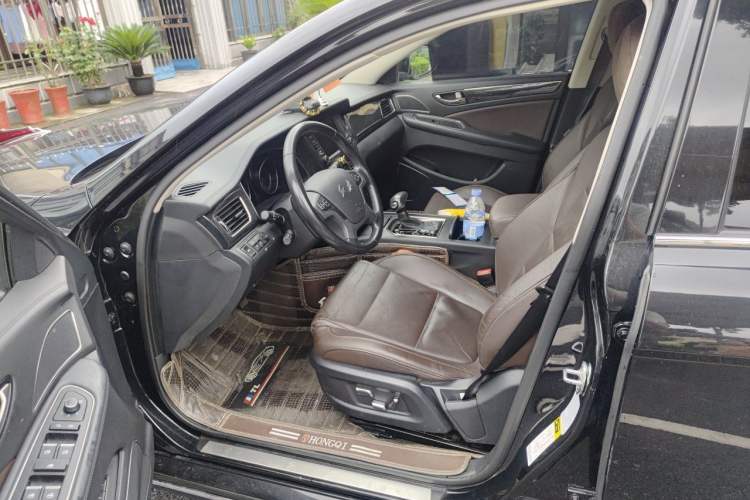 Used Hongqi H7 2018 2.0T Elite Edition Driver Seat