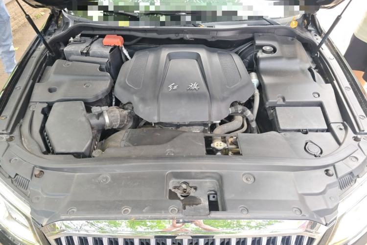 Used Hongqi H7 2018 2.0T Elite Edition Engine Bay