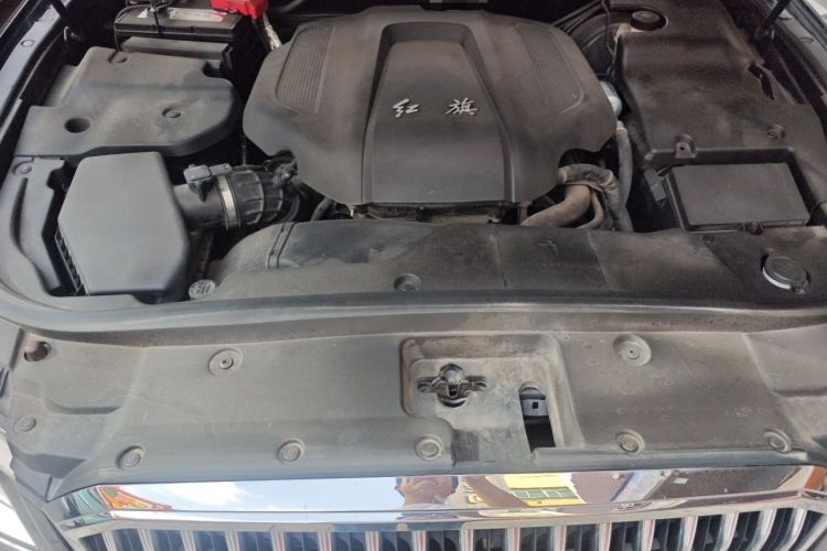 Used Hongqi H7 2018 2.0T Elite Edition Engine Bay