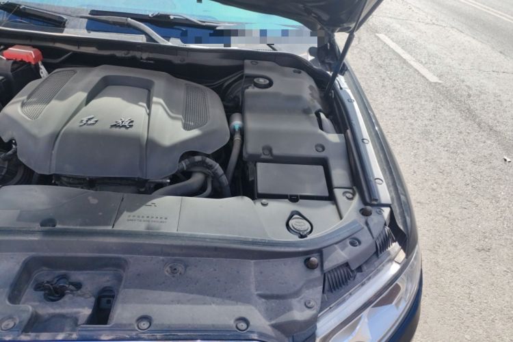 Used Hongqi H7 2018 2.0T Elite Edition Engine Bay Left