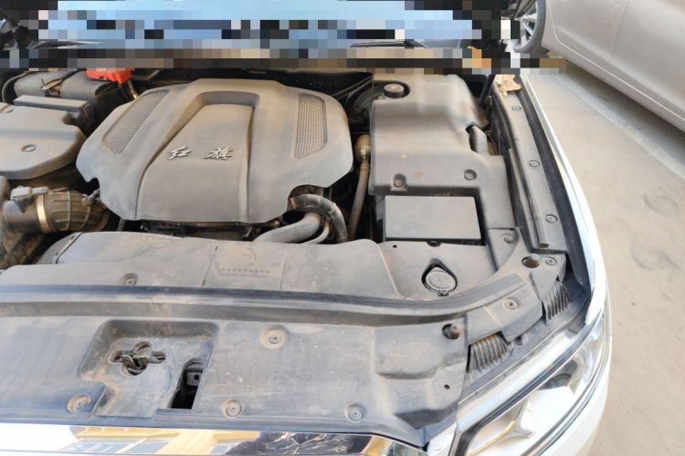 Used Hongqi H7 2018 2.0T Elite Edition Engine Bay Left