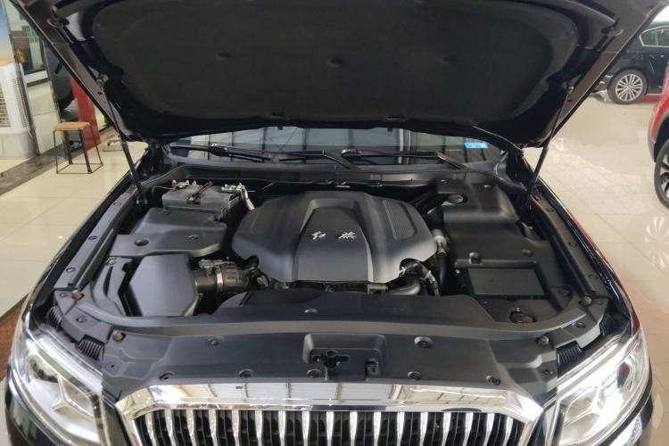 Used Hongqi H7 2018 2.0T Elite Edition Engine Bay