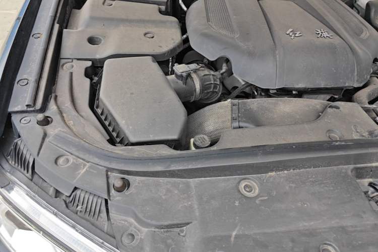 Used Hongqi H7 2018 2.0T Flagship Edition Engine Bay Right