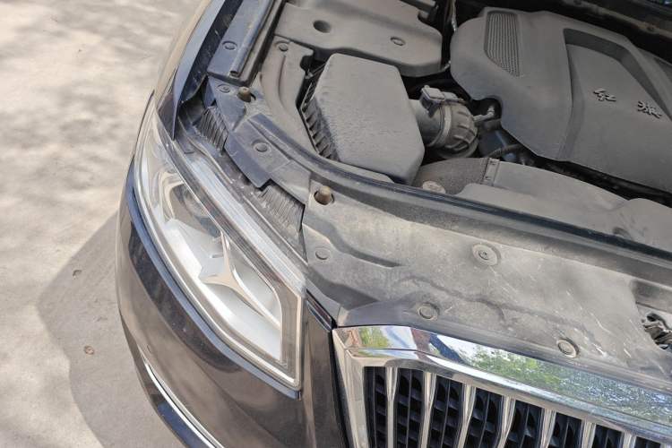 Used Hongqi H7 2018 2.0T Flagship Edition Engine Bay Right