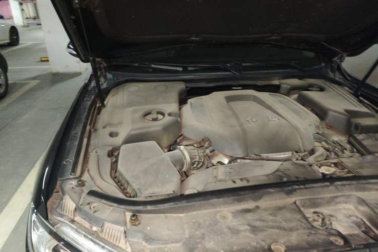 Used Hongqi H7  Engine Bay Right
