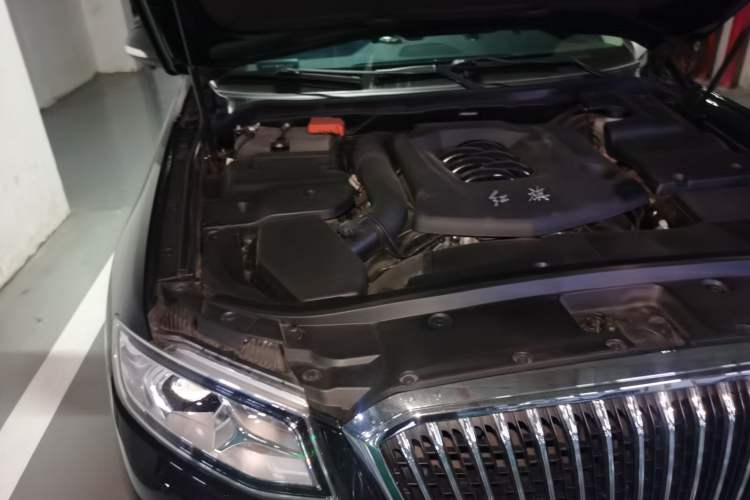 Used Hongqi H7 2018 3.0L Prestige Edition Engine Bay Right