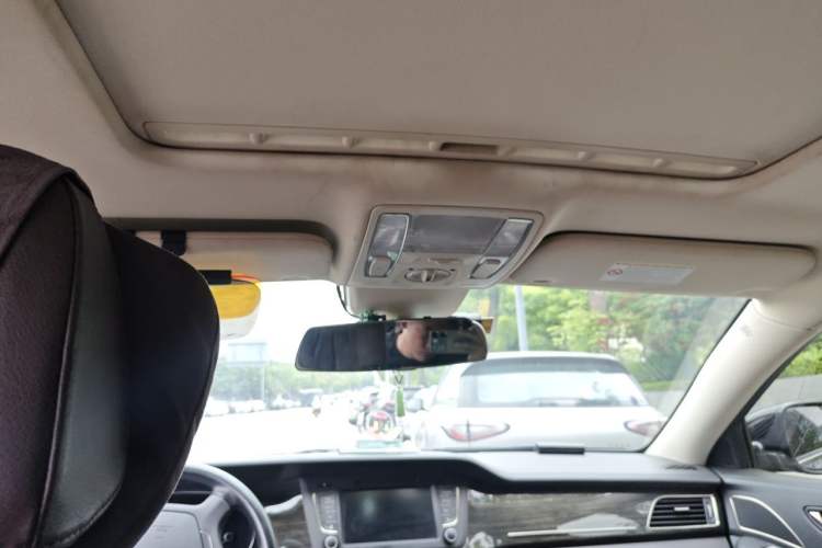 Used Hongqi H7 2018 2.0T Flagship Edition Headliner