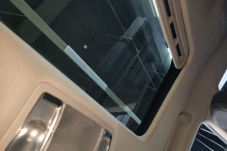 Used Hongqi H7 2018 1.8T Comfort Edition Headliner