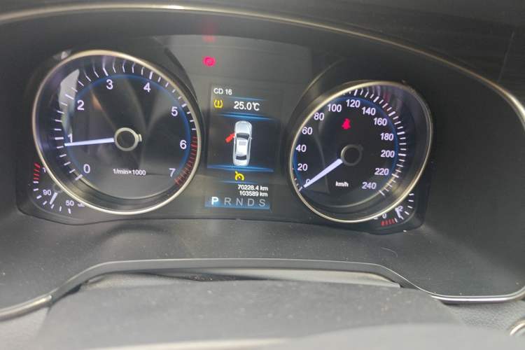 Used Hongqi H7 2018 2.0T Elite Edition Instrument Cluster