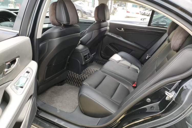 Used Hongqi H7 2018 1.8T Comfort Edition Interior 1