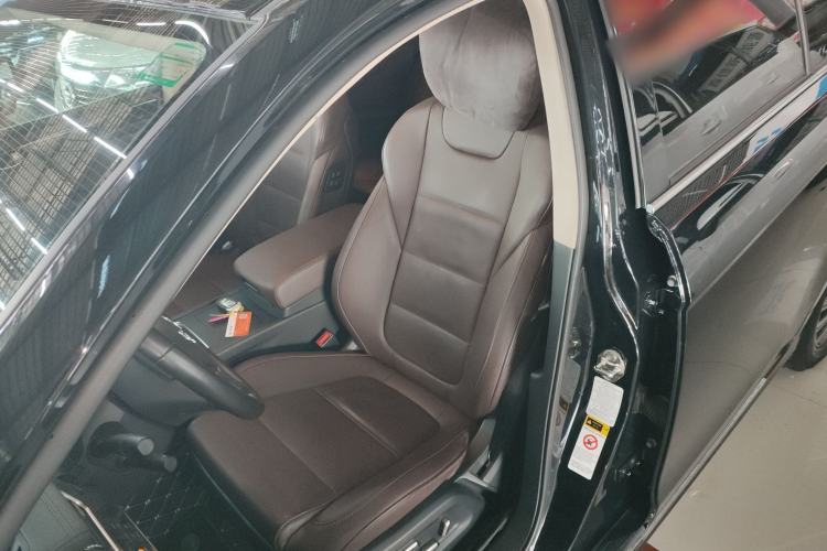 Used Hongqi H7 2018 2.0T Elite Edition Left Front Seat