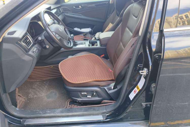 Used Hongqi H7 2018 2.0T Elite Edition Left Front Seat