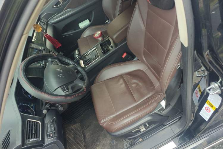 Used Hongqi H7 2018 2.0T Elite Edition Left Front Seat