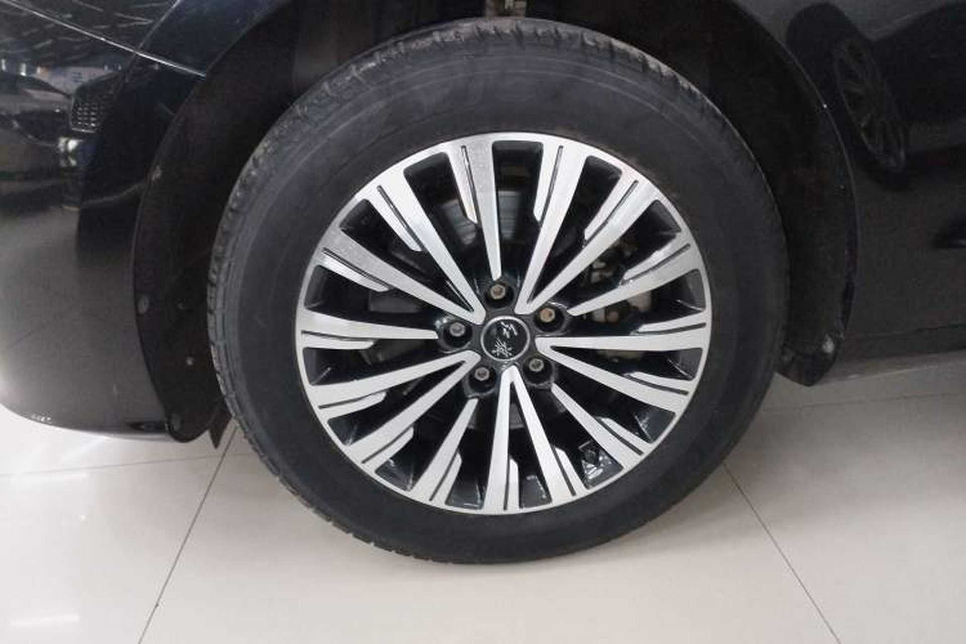 Used Hongqi H7 2018 2.0T Elite Edition Left Front Wheel Hub