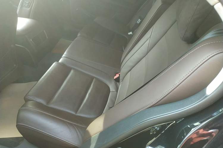 Used Hongqi H7 2018 2.0T Elite Edition Left Rear Seat
