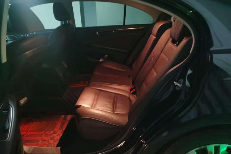 Used Hongqi H7 2018 3.0L Prestige Edition Left Rear Seat