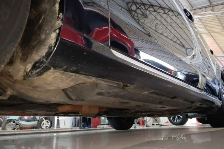 Used Hongqi H7 2018 2.0T Elite Edition Left Side Sill