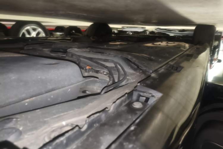 Used Hongqi H7 2018 1.8T Comfort Edition Left Side Sill