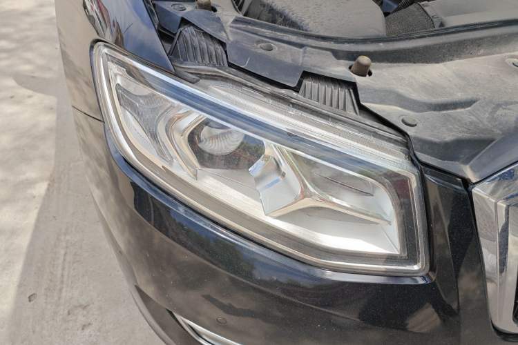 Used Hongqi H7 2018 2.0T Flagship Edition Right Front Headlight