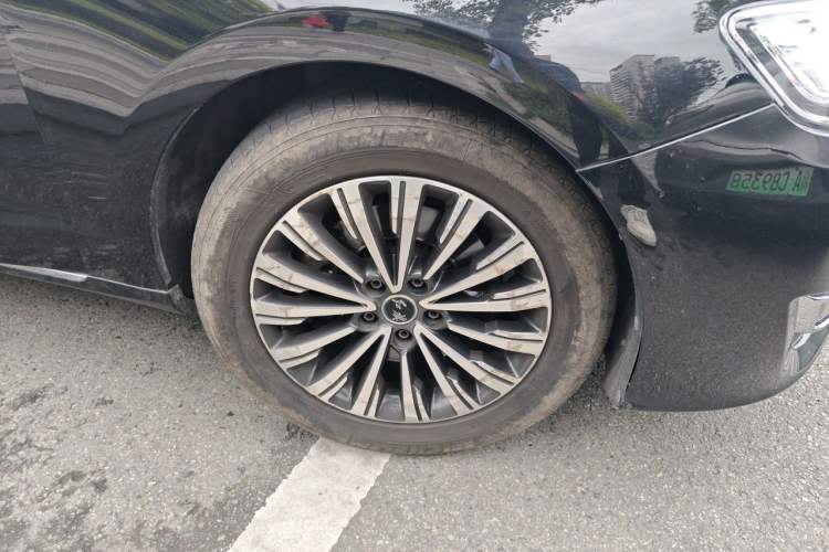 Used Hongqi H7 2018 2.0T Flagship Edition Right Front Wheel Hub