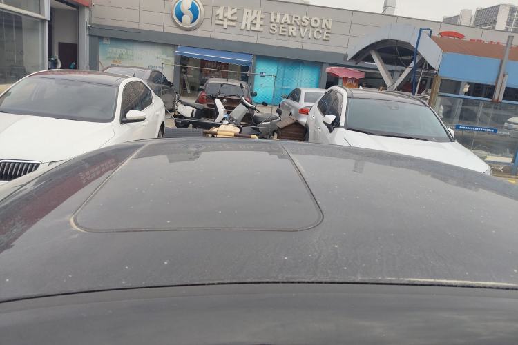 Used Hongqi H7 2018 2.0T Flagship Edition Roof