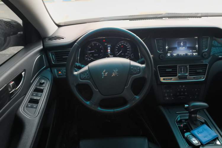 Used Hongqi H7 2018 2.0T Elite Edition Steering Wheel