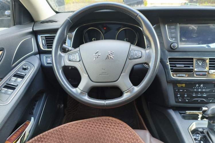 Used Hongqi H7 2018 2.0T Elite Edition Steering Wheel