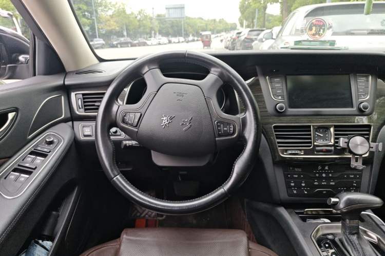 Used Hongqi H7 2018 2.0T Flagship Edition Steering Wheel