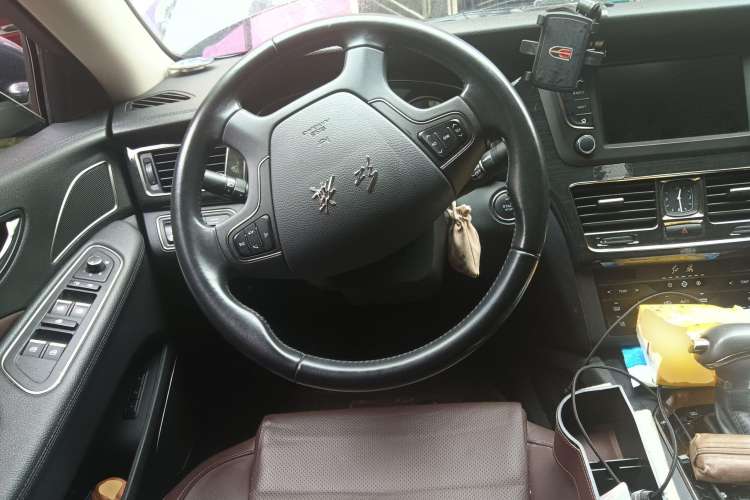 Used Hongqi H7 2018 2.0T Elite Edition Steering Wheel