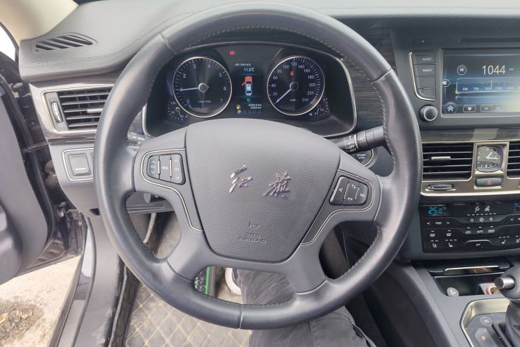 Used Hongqi H7 2018 2.0T Flagship Edition Steering Wheel