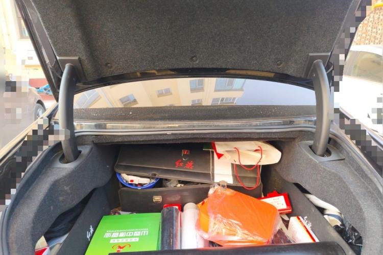 Used Hongqi H7 2018 2.0T Elite Edition Trunk