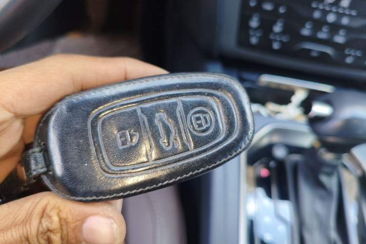 Used Hongqi H7 2018 2.0T Elite Edition Vehicle Key
