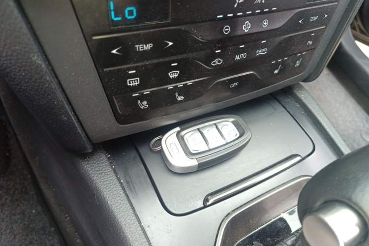Used Hongqi H7 2018 2.0T Elite Edition Vehicle Key