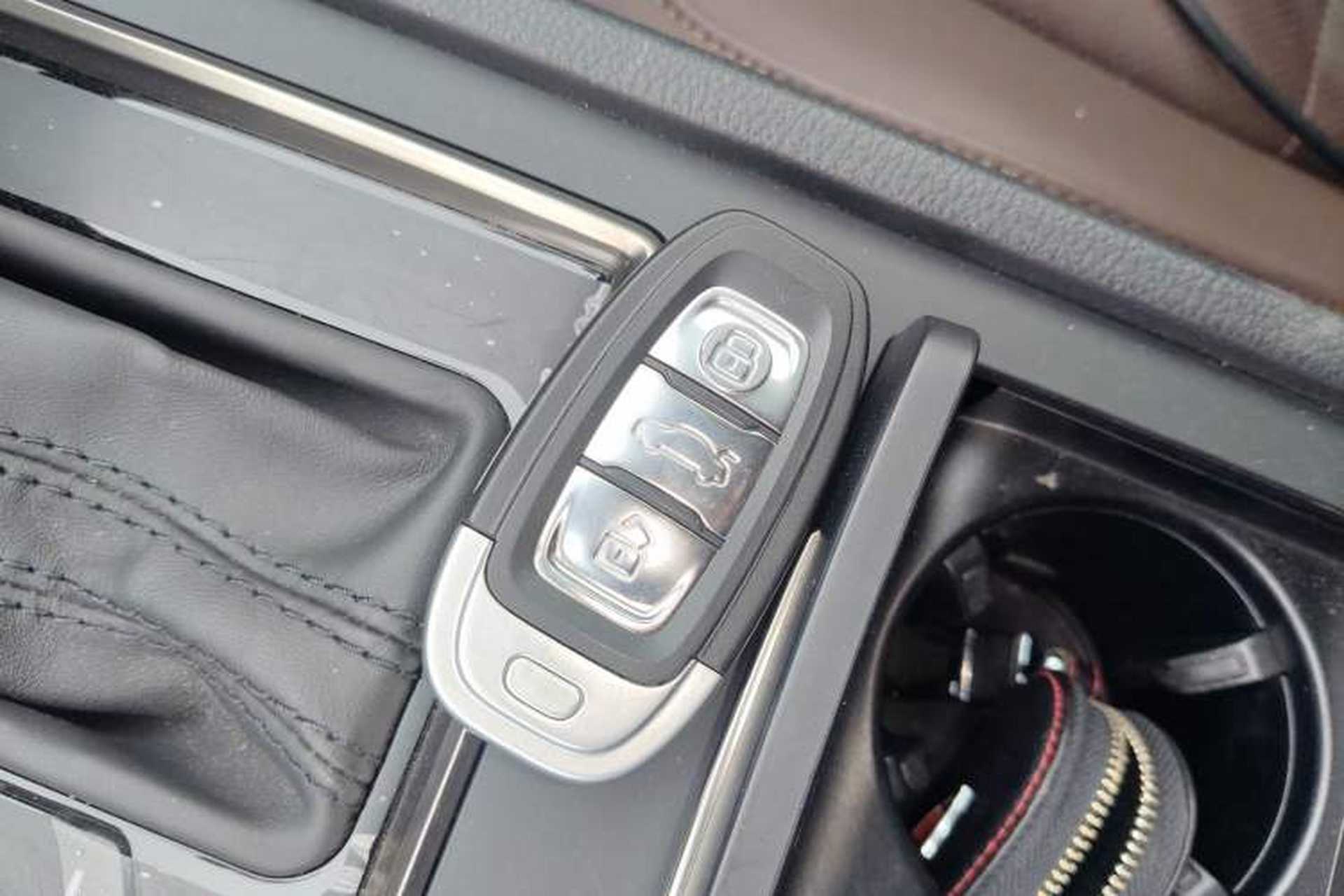 Used Hongqi H7 2018 2.0T Flagship Edition Vehicle Key